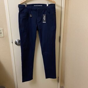 NWT Rhone Men’s 35x33 Everyday Five Pocket Pants Blue